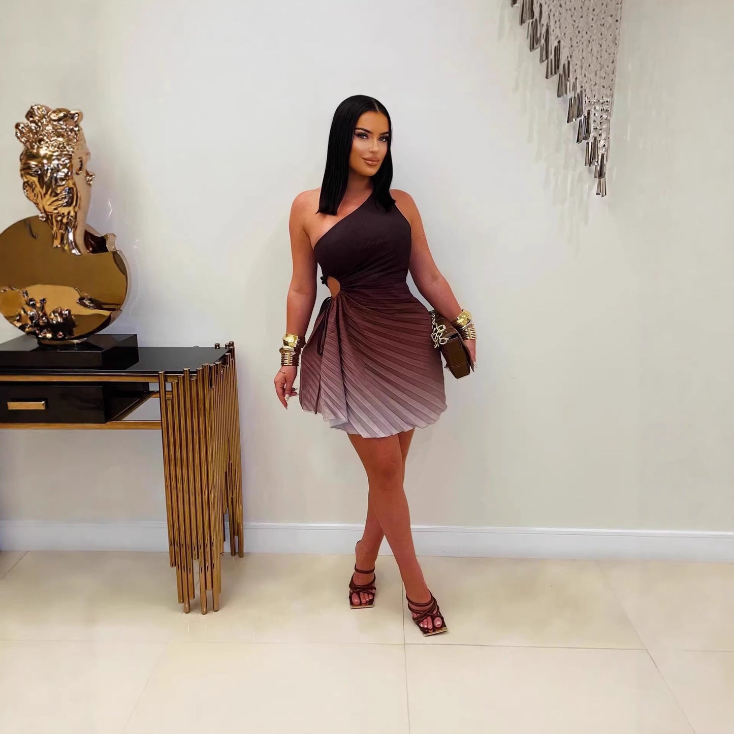 One-Shoulder Hollow-Out Pleated Waist-Controlled Short Dress