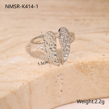 Hollow Heart Diamond Clavicle Chain Necklace