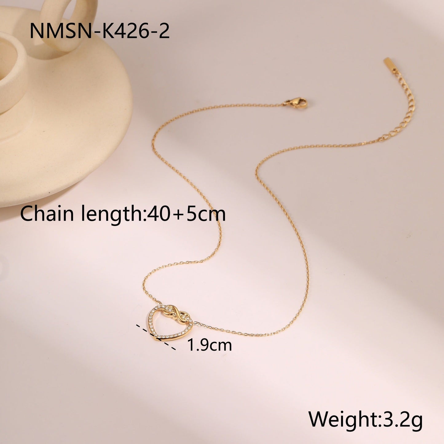 Hollow Heart Diamond Clavicle Chain Necklace