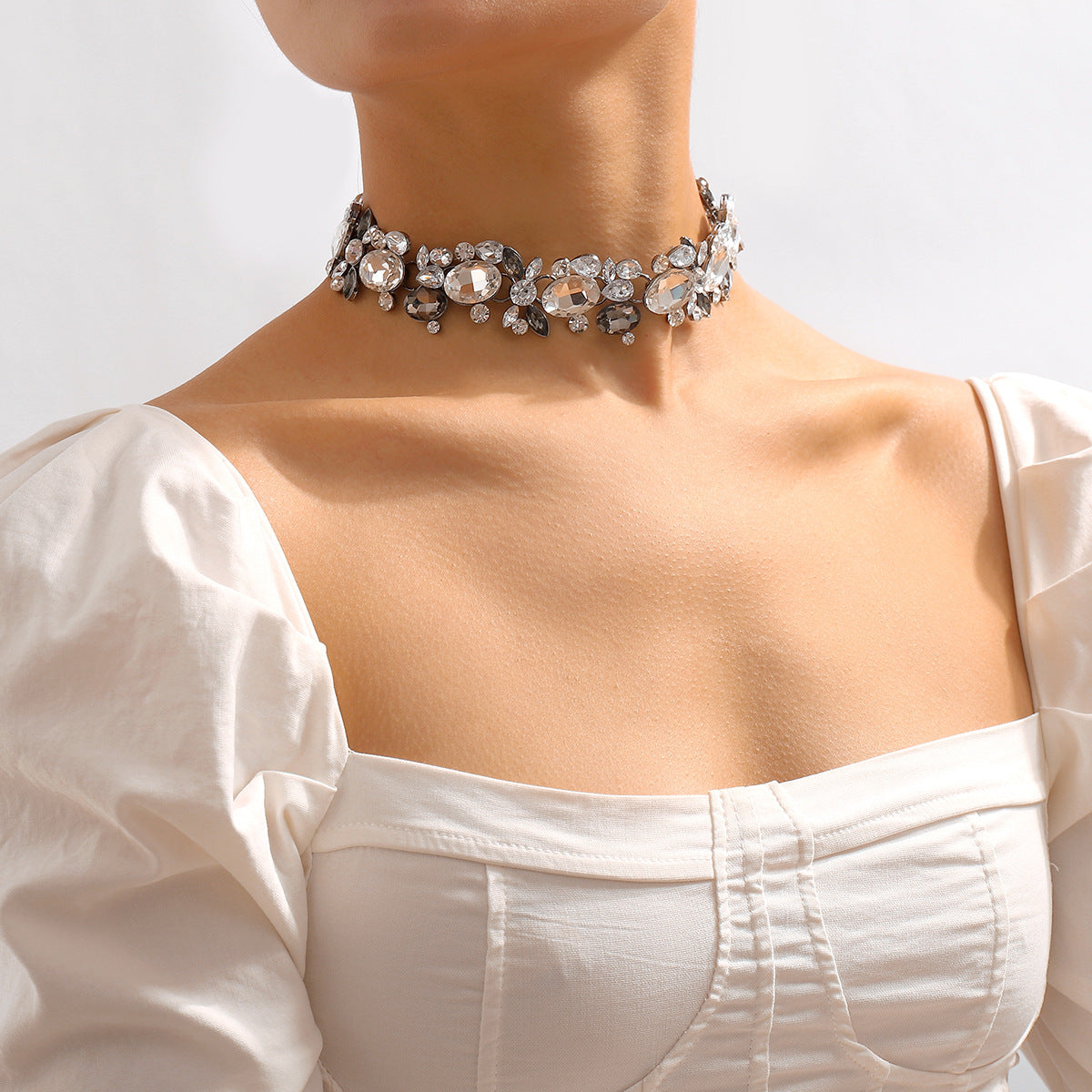 Diamond Embellished Clavicle Chain Necklace